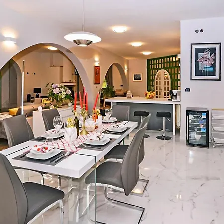 Pet Friendly In With Sauna בית נופש