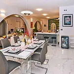 Luxurious In With Sauna Holiday home