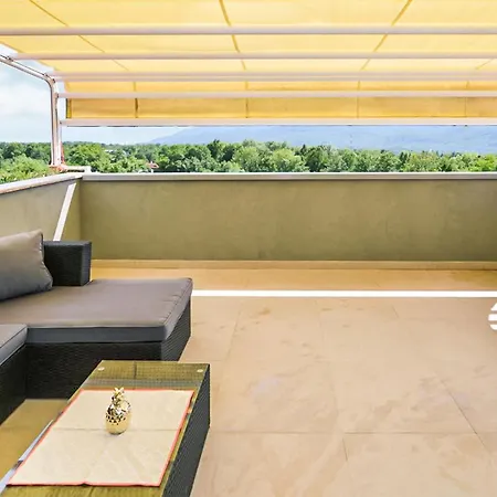 Prázdninový dům Luxurious In With Sauna *