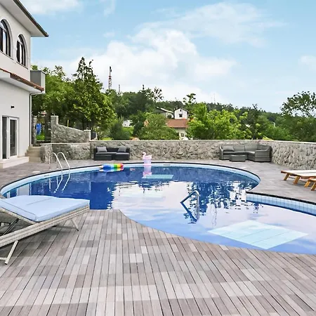 Prázdninový dům Luxurious In With Sauna