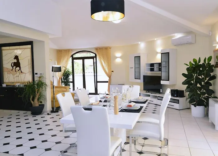 Σπίτι διακοπών Pet Friendly In With Sauna *